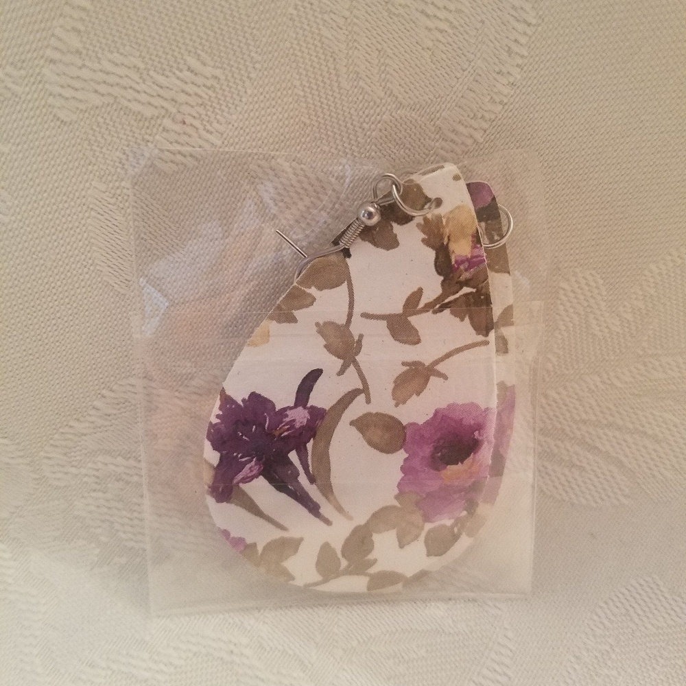 2/$9 NEW teardrop leather earrings